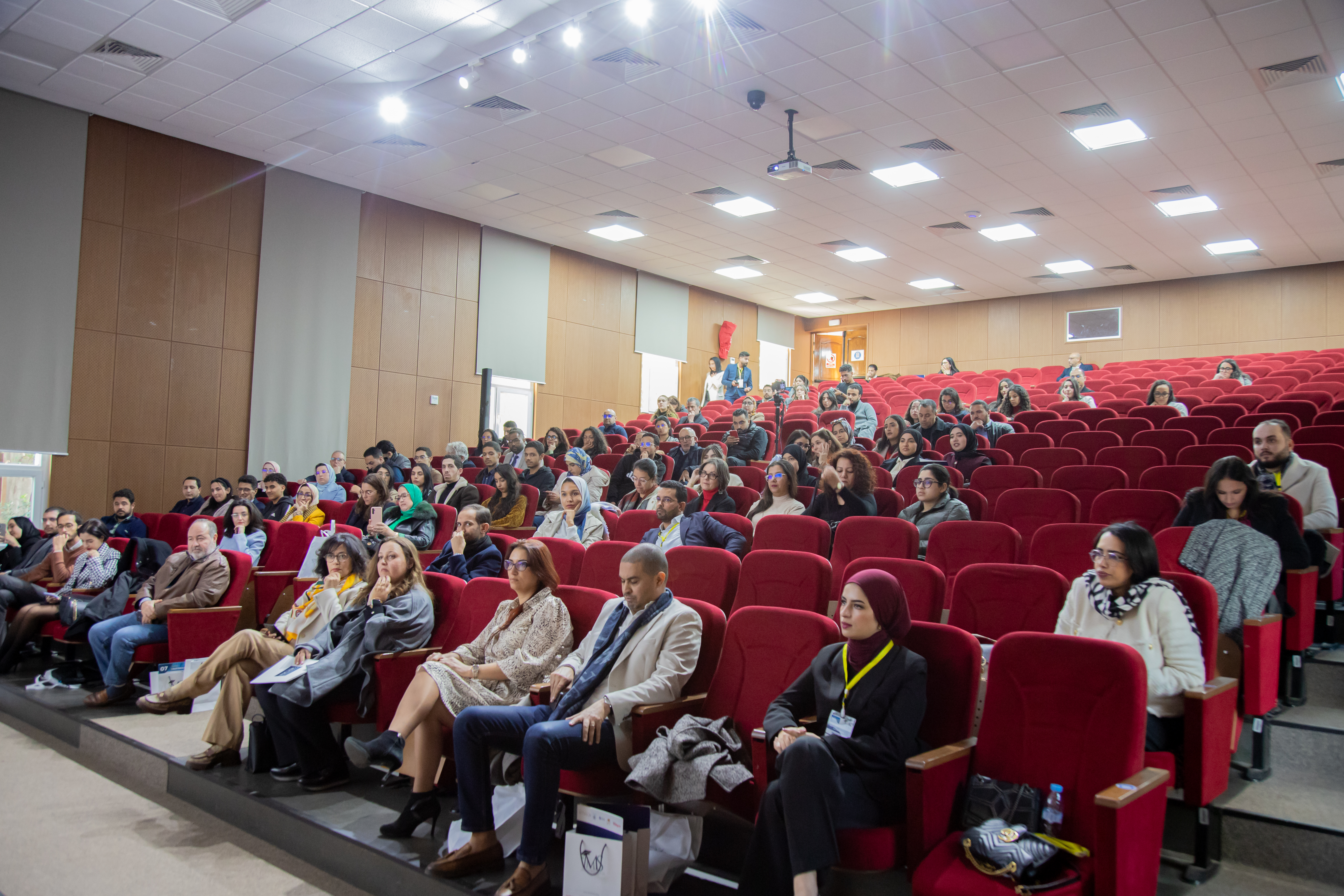 Colloque et conférence